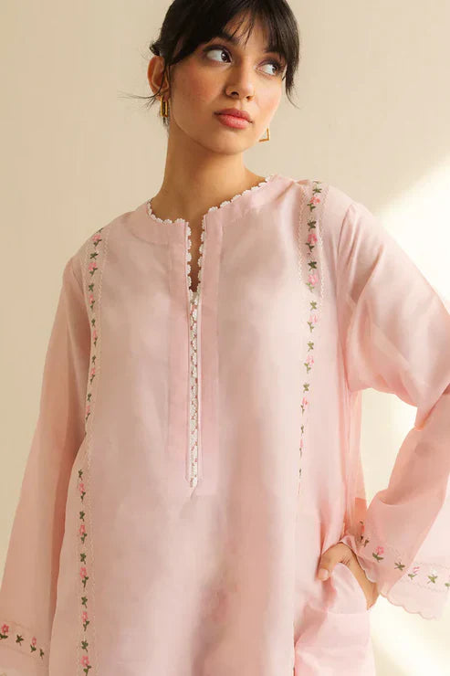 Sona Bajwa Spooted Salwar Set.