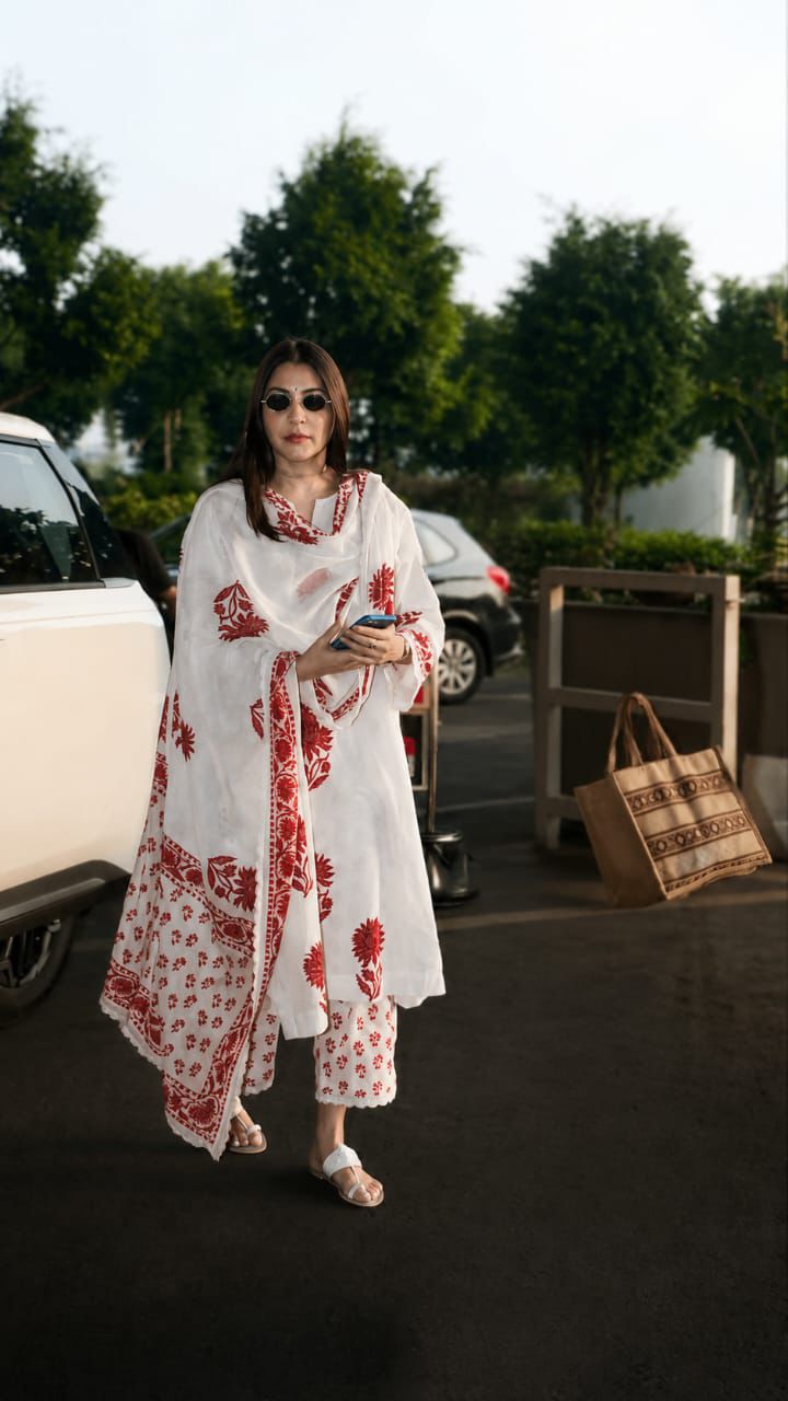 Anushkas maroon print Cotton kurta Set