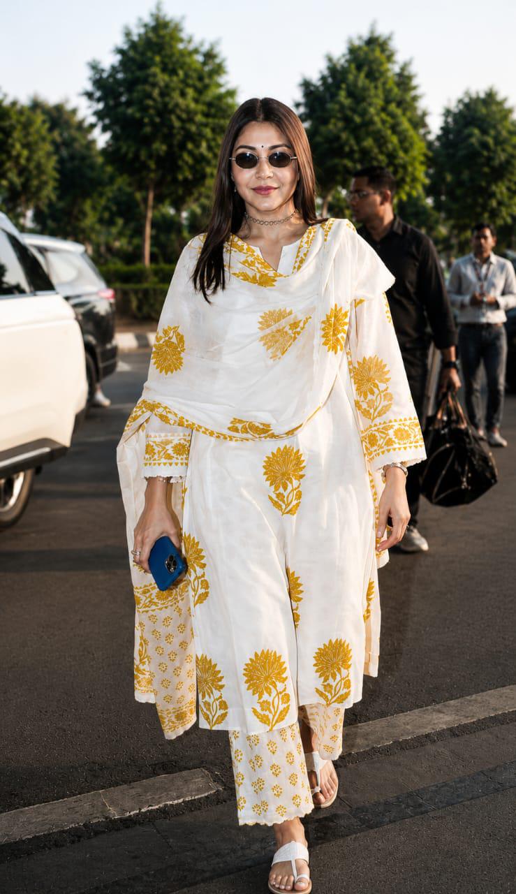 Anushkas yellow print Cotton kurta Set