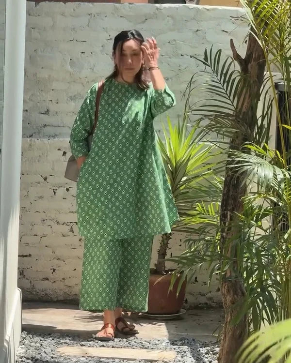 Floral Cotton Co-ord Straight Tunic & Trousers (Green)